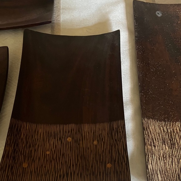5 Piece Rectangular Wood Plate Serving Set W/ Carved Design--4 Plates, 1 Platter - Picture 4 of 9